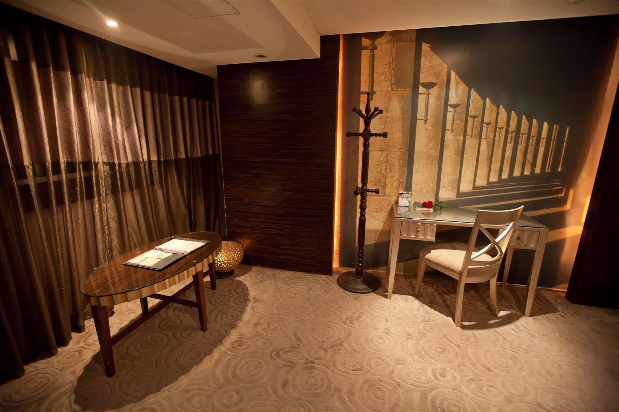 Taipei Lotty Hotel Exterior photo